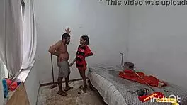 pintor se surpreende com a enteada do seu melhor amigo