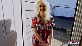 Blonde Cutie Annie Archer Toys Wet Twat Then Delivers Hot BJ