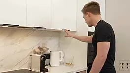 muscular bodybuilder gets sloppy deepthroat to fix crisis