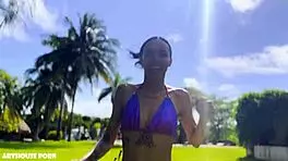 violeta grey's oily footjob tale unfolds with cum