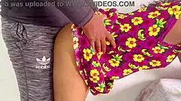 बेड पर चीटिंग, बड़ी चूचियों वाली कराहती बेब मेरे लंड पर उछल रही