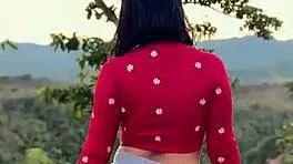 outdoor photo shoot turns into nude creampie pounding for colombian teen beauty uh wait...