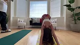 scarlett page stretches petite yoga goddess hardcore 😈🧘‍♀️