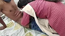 देसी स्कूलगर्ल 18+ बॉयफ्रेंड संग गाँव के छुपे स्पॉट पर चुदाई