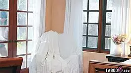 Kendra spanks Indica's ass then pussy licks lesbian