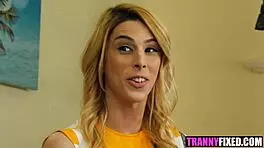 Petite amateur transsexuals casey kisses and lance hart kiss and fuck hardcore