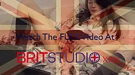 british 18+ girl finds out squirting orgasms with toys on cam