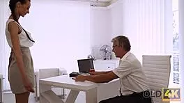 secretary's workday ends with boss's hard cock filling her eager mature pussy