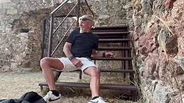 we cum together super fast in risky outdoor fuck