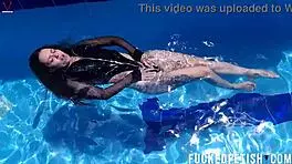 Jessica Bunny swims wet underwater pool