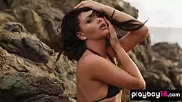 😘 cute kristie taylor strips bikini teasing shaved pussy beachside 🏖️