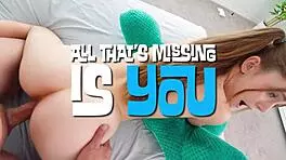 would this good girl suck stepbro cock under table? 😏🍆