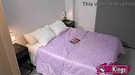 Vanesa 18 Craves Cash for Driving Buddy's Deepthroat Ride