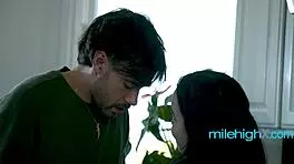 average dick sends her running in a minute