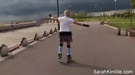 sara kimble rollerblades naked in park flashing her sweet pussy up close 😘🔥