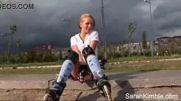 sara kimble rollerblades naked in park flashing her sweet pussy up close 😘🔥