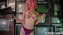 italian milf noel leon flaunts her naked petite busty figure sensually