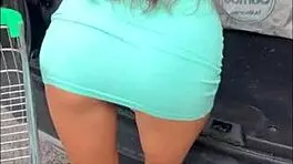 Cutie walks store panty-free then bends for creampie pounding 😏🍑