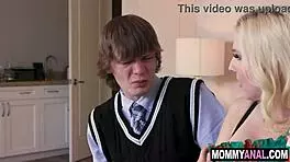 hey stepmom offers tight anal hole to young stud