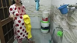 Naughty Babe Deepthroats For Explosive Cum Blast