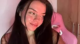 teen gamer slut fingers her dripping pussy hard in solo frenzy!