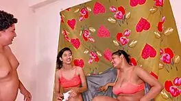 Homemade FFM threesome with friends leads to WILD cumshots and squirting