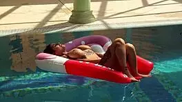 god heidi's juicy milf ass and big tits tease me poolside non-stop