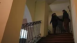 laura quest skinny tanned babe teases pussy outdoors in snow