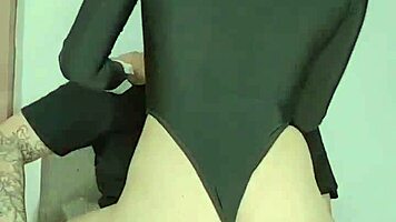 I fucked a little schoolgirl otaku slut in maid cosplay, showing her ass while riding my cock
