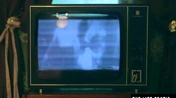 cute girl says, 'phone sex makes me cum'