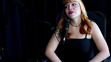 Anxiety after holidays shocks with man's ass and doll fetish 😱